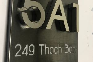 Biển số nhà inox ăn mòn